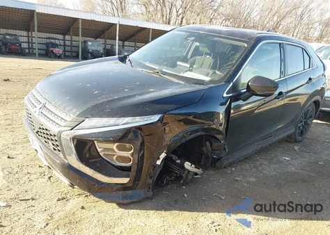 2024 Mitsubishi Eclipse Cross Le S-Awc z USA, uszkodzony, nr VIN JA4ATVAAXRZ010697